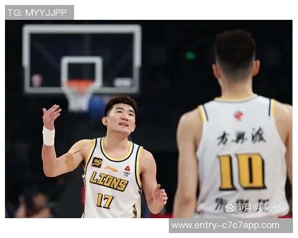 2013赛季CBA精彩对决山东队与北京队的巅峰对抗回顾