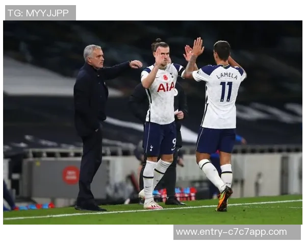 埃弗顿与热刺激战正酣比分揭晓引发球迷热议