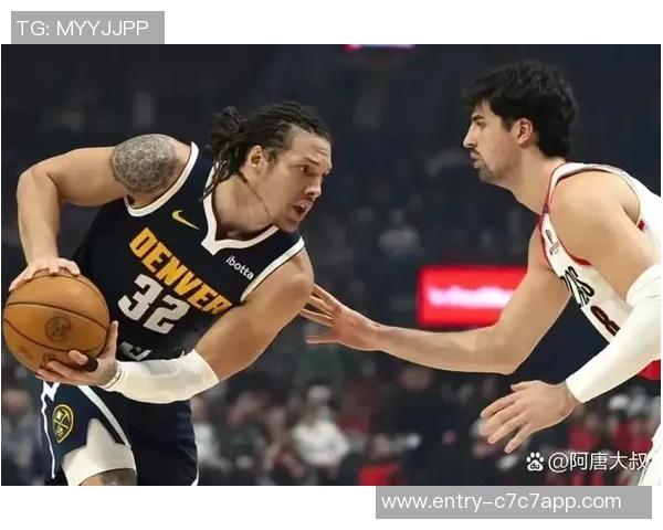 快船与掘金季后赛第三场激战回顾球星表现与战术分析